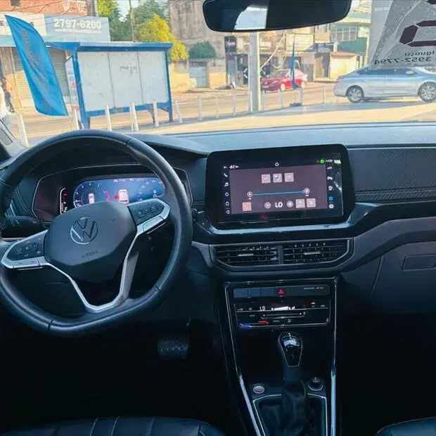 Volkswagen T-CROSS 1.0 200 TSI TOTAL FLEX COMFORTLINE AUTOMÁTICO