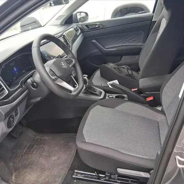 Volkswagen POLO 1.0 170 TSI SENSE AUTOMÁTICO