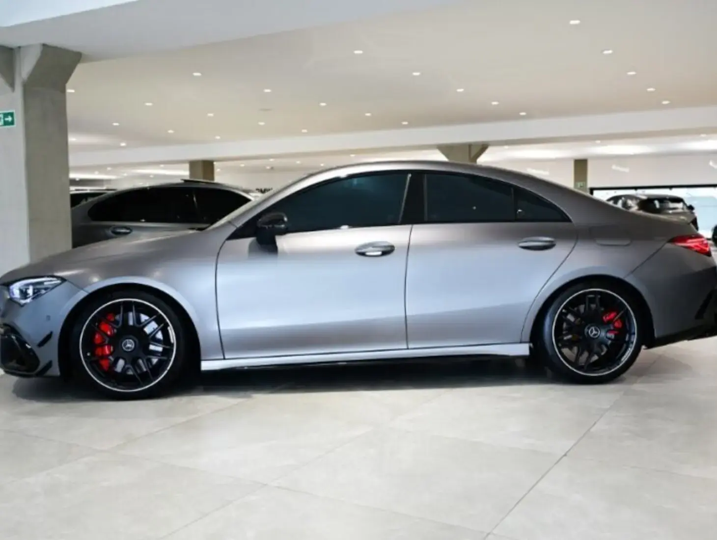 galeria CLA 45 AMG