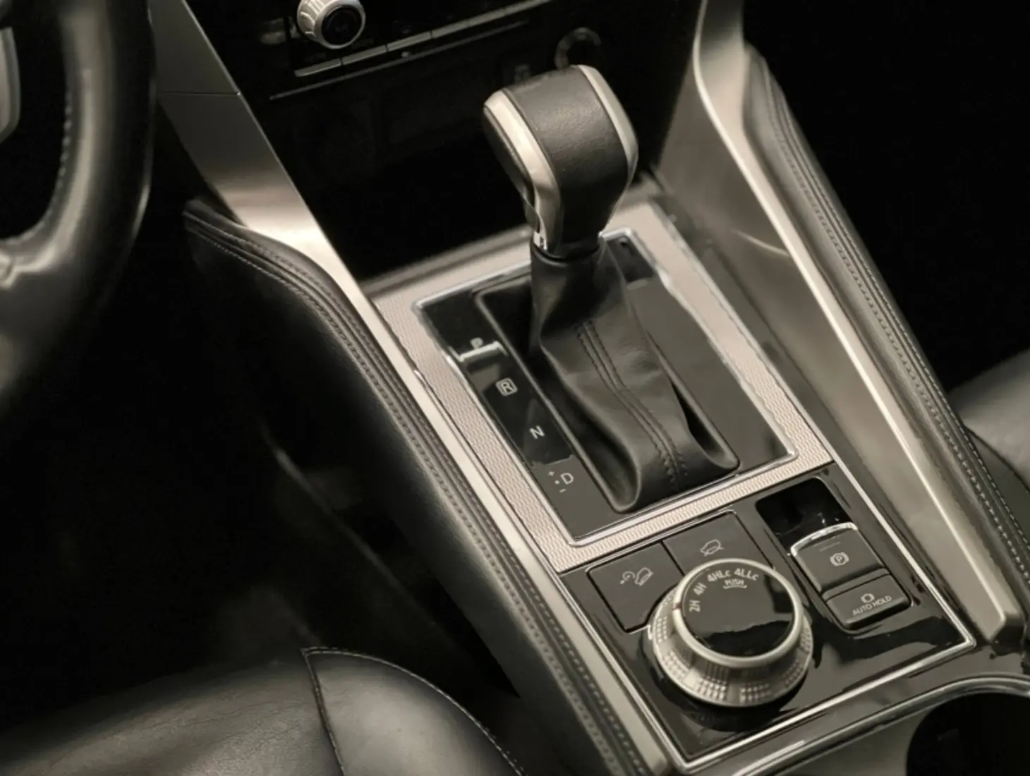 galeria PAJERO SPORT