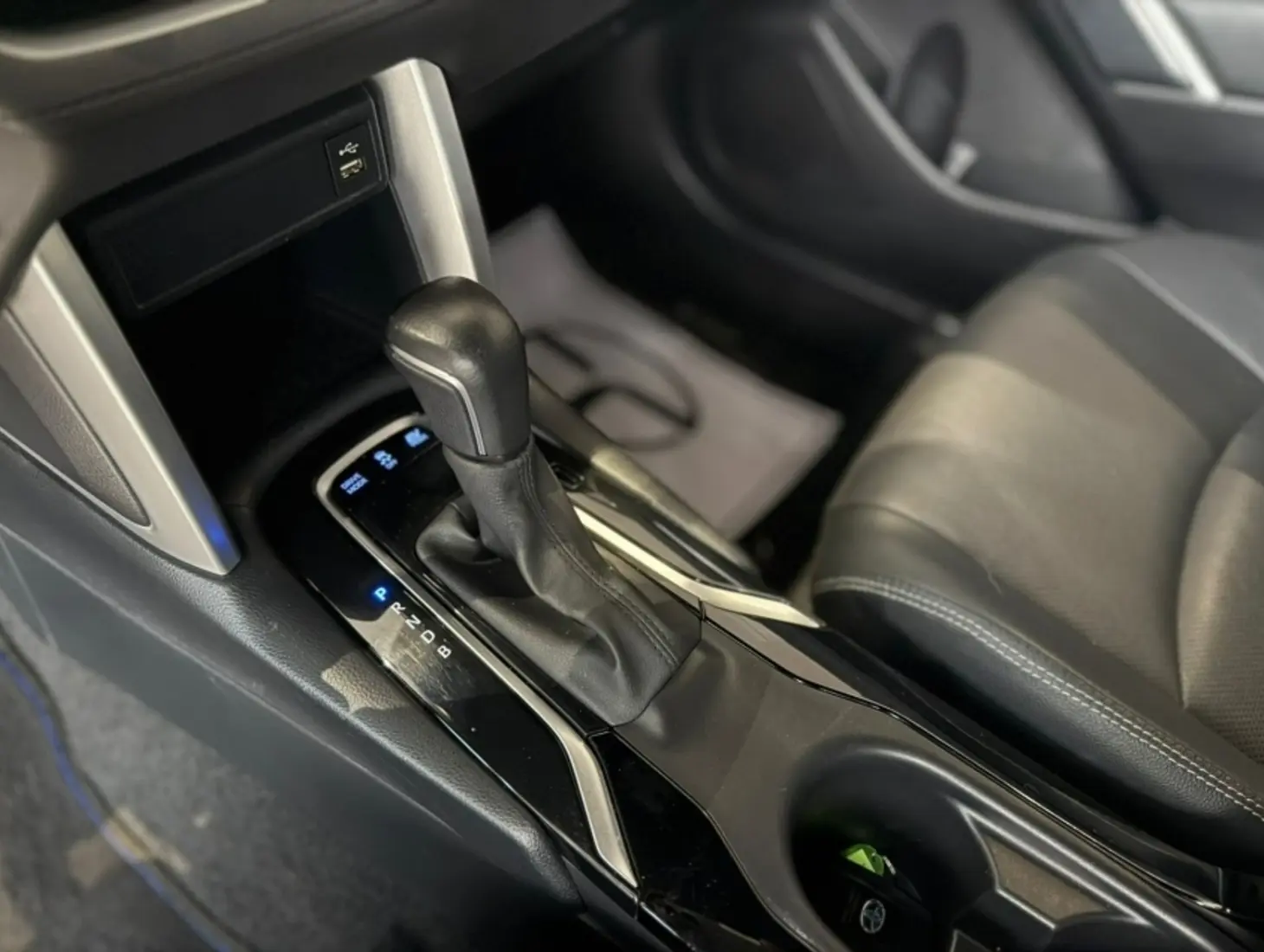 galeria COROLLA CROSS