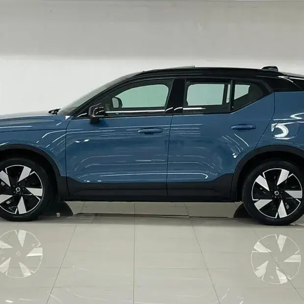 Volvo XC40 Recharge Plus (Elétrico)