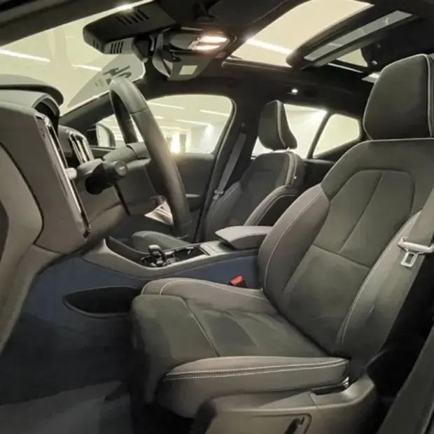 Volvo XC40 Recharge Plus (Elétrico)