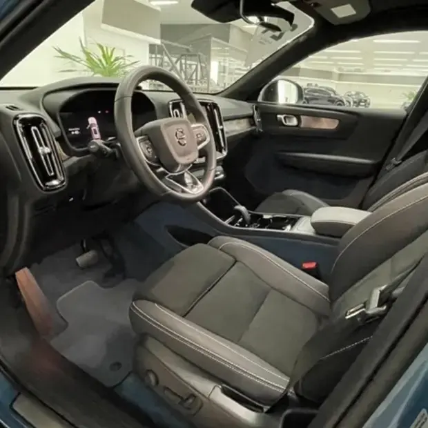 Volvo XC40 Recharge Plus (Elétrico)