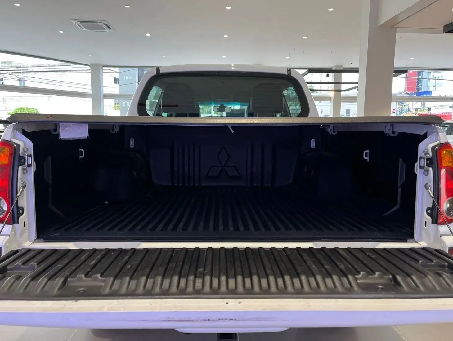 galeria L200 Triton Sport