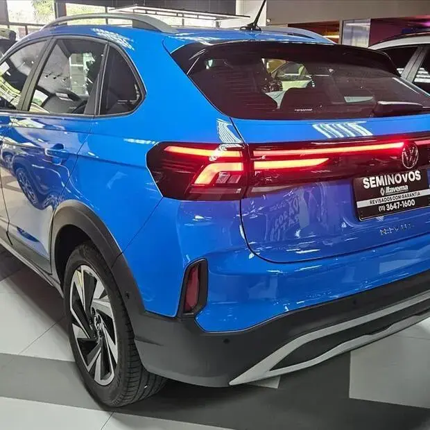 Volkswagen NIVUS 1.0 200 TSI TOTAL FLEX HIGHLINE AUTOMÁTICO