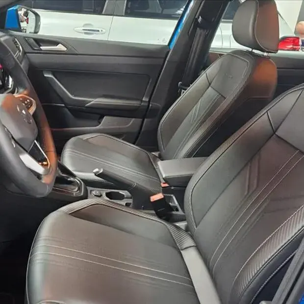 Volkswagen NIVUS 1.0 200 TSI TOTAL FLEX HIGHLINE AUTOMÁTICO