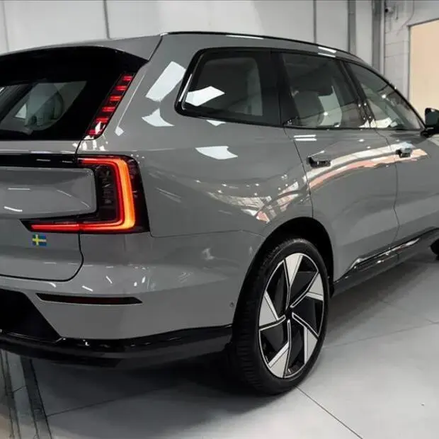 Volvo EX90 P8 RECHARGE TWIN ELECTRIC PERFORMANCE ULTRA AWD