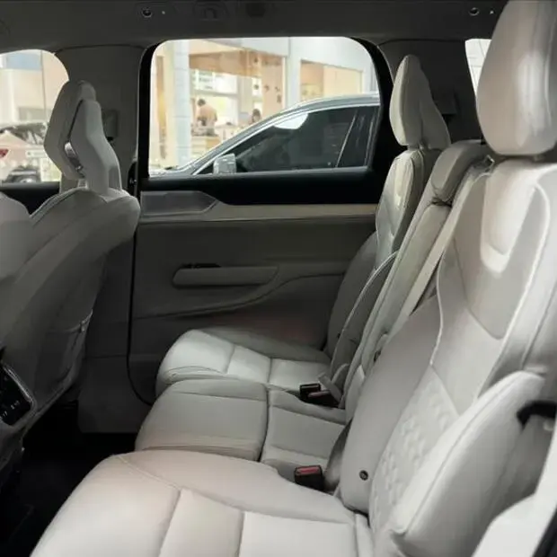 Volvo EX90 P8 RECHARGE TWIN ELECTRIC PERFORMANCE ULTRA AWD