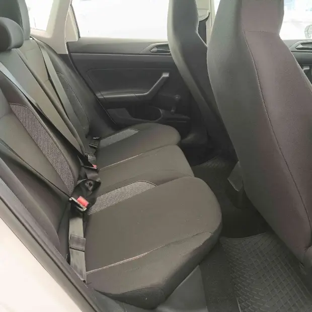 Volkswagen POLO 1.0 MPI TRACK MANUAL