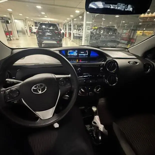 Toyota ETIOS 1.5 XS 16V FLEX 4P AUTOMÁTICO