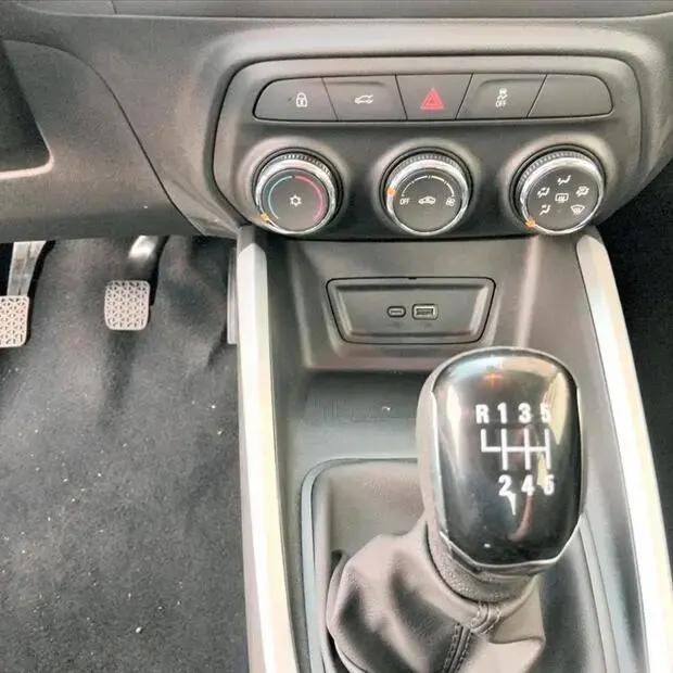 Chevrolet ONIX PLUS 1.0 TURBO FLEX MANUAL