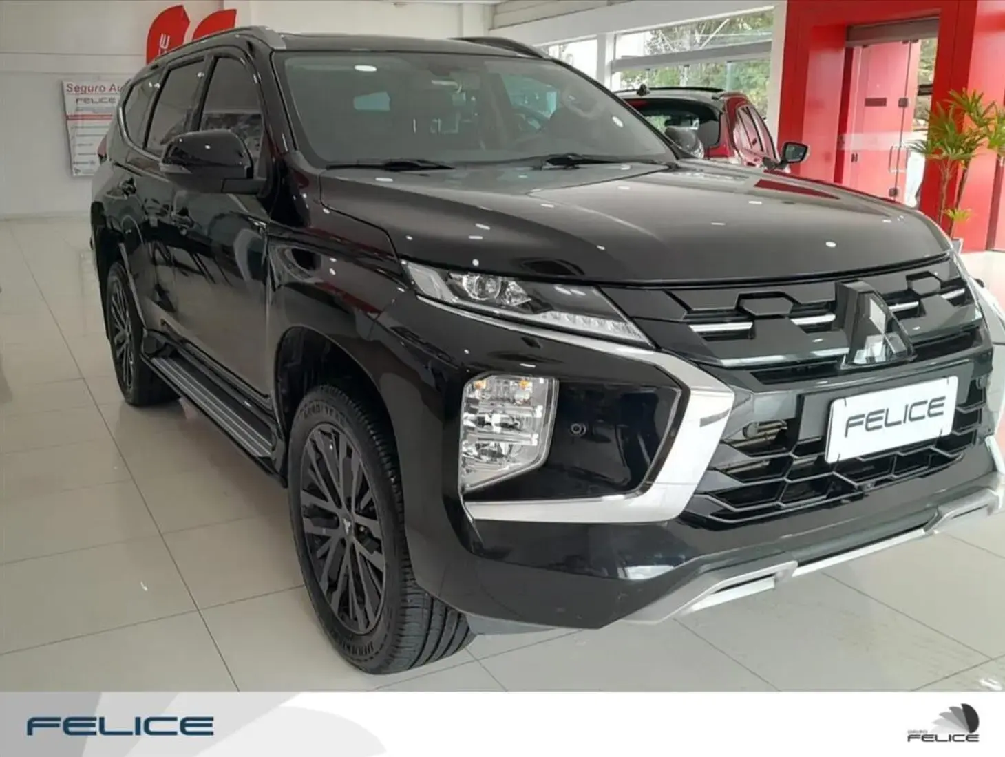 galeria PAJERO SPORT