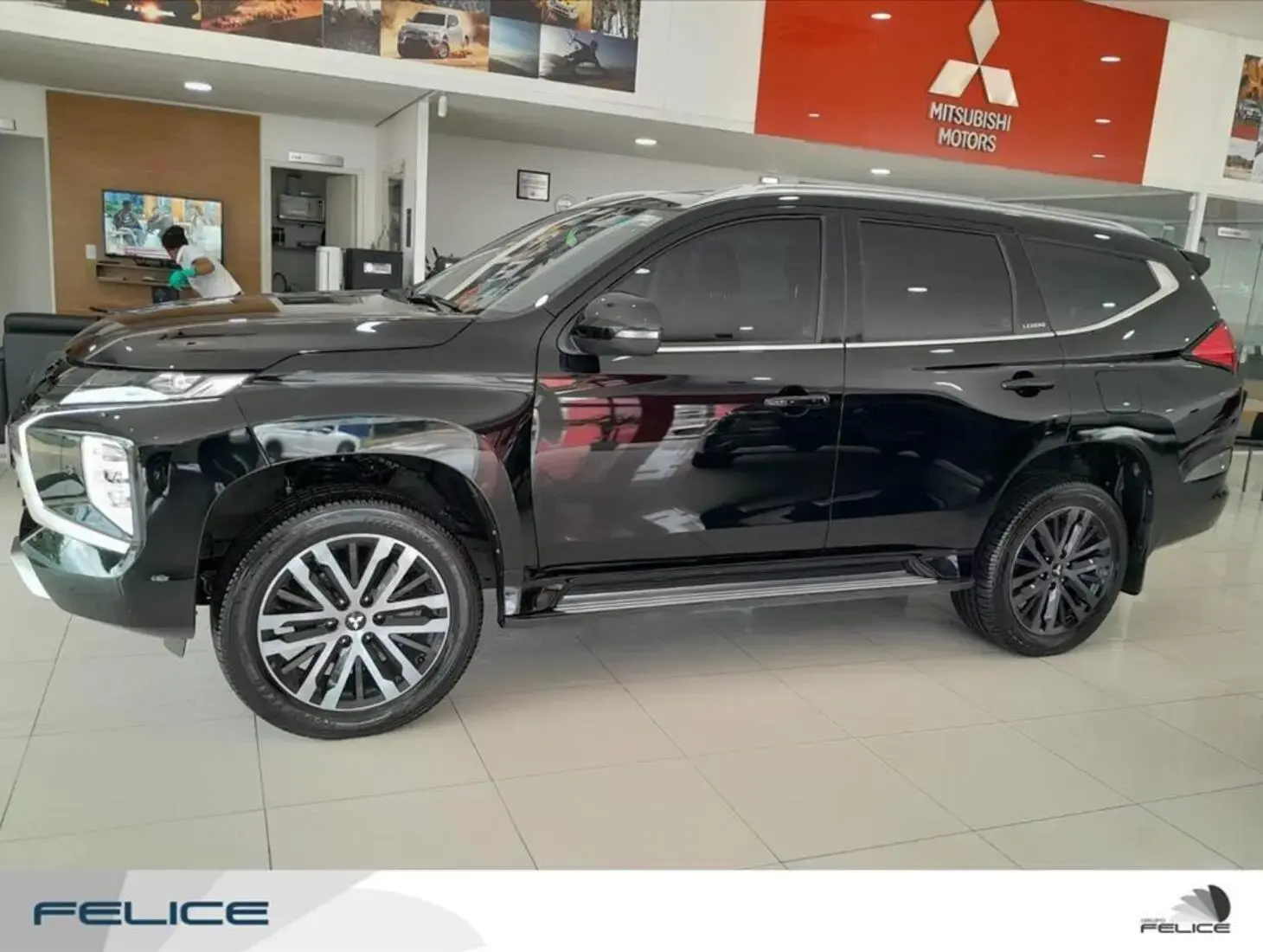 galeria PAJERO SPORT