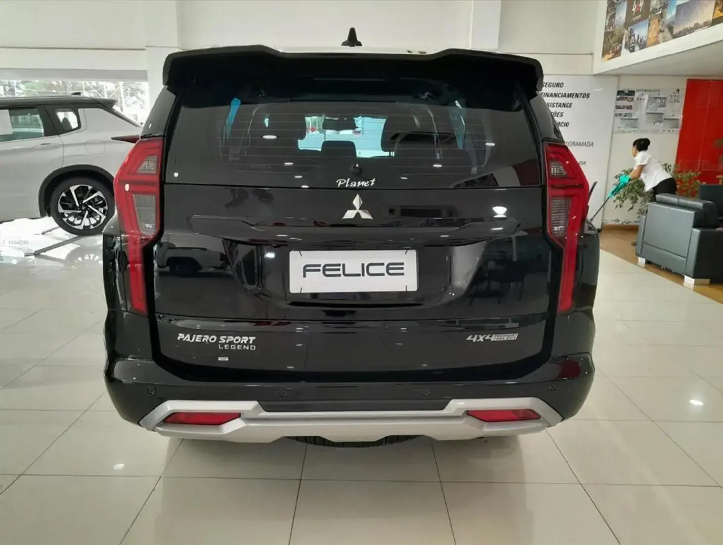galeria PAJERO SPORT
