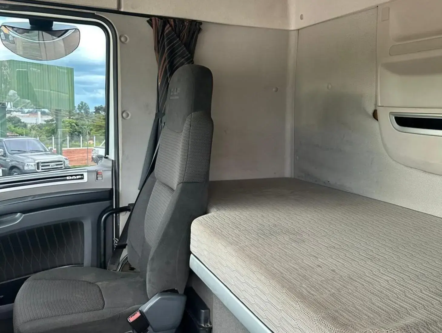 galeria DAF XF FTT 530 6x4