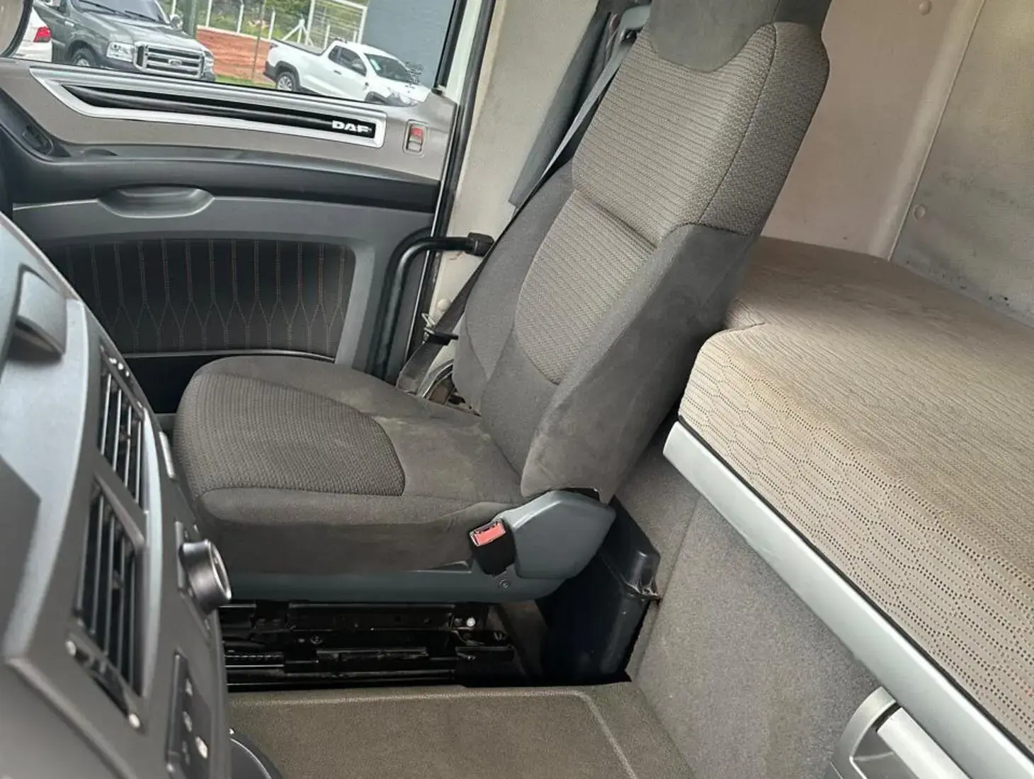 galeria DAF XF FTT 530 6x4