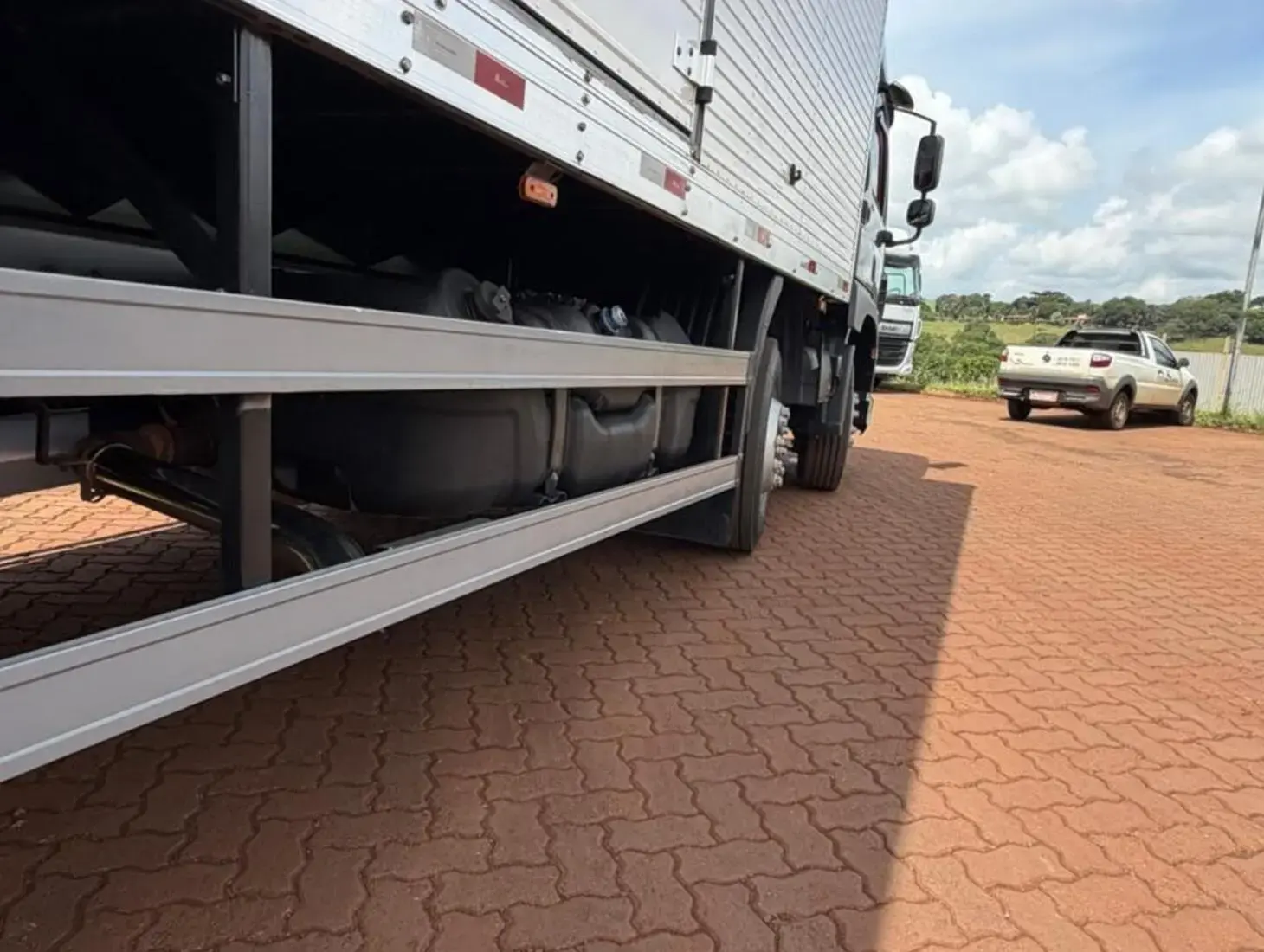 galeria DAF CF FAC 310 8X2