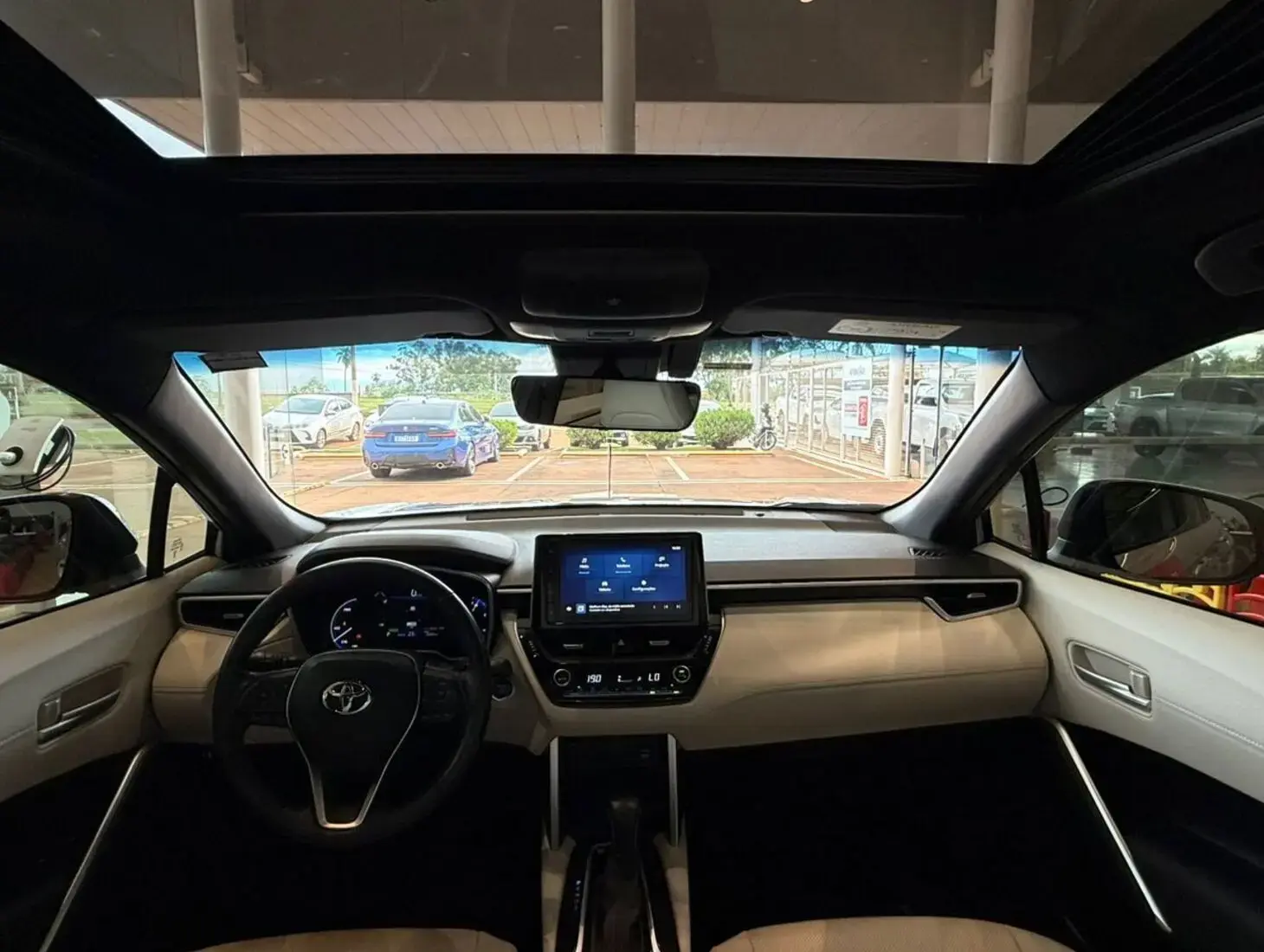 galeria COROLLA CROSS