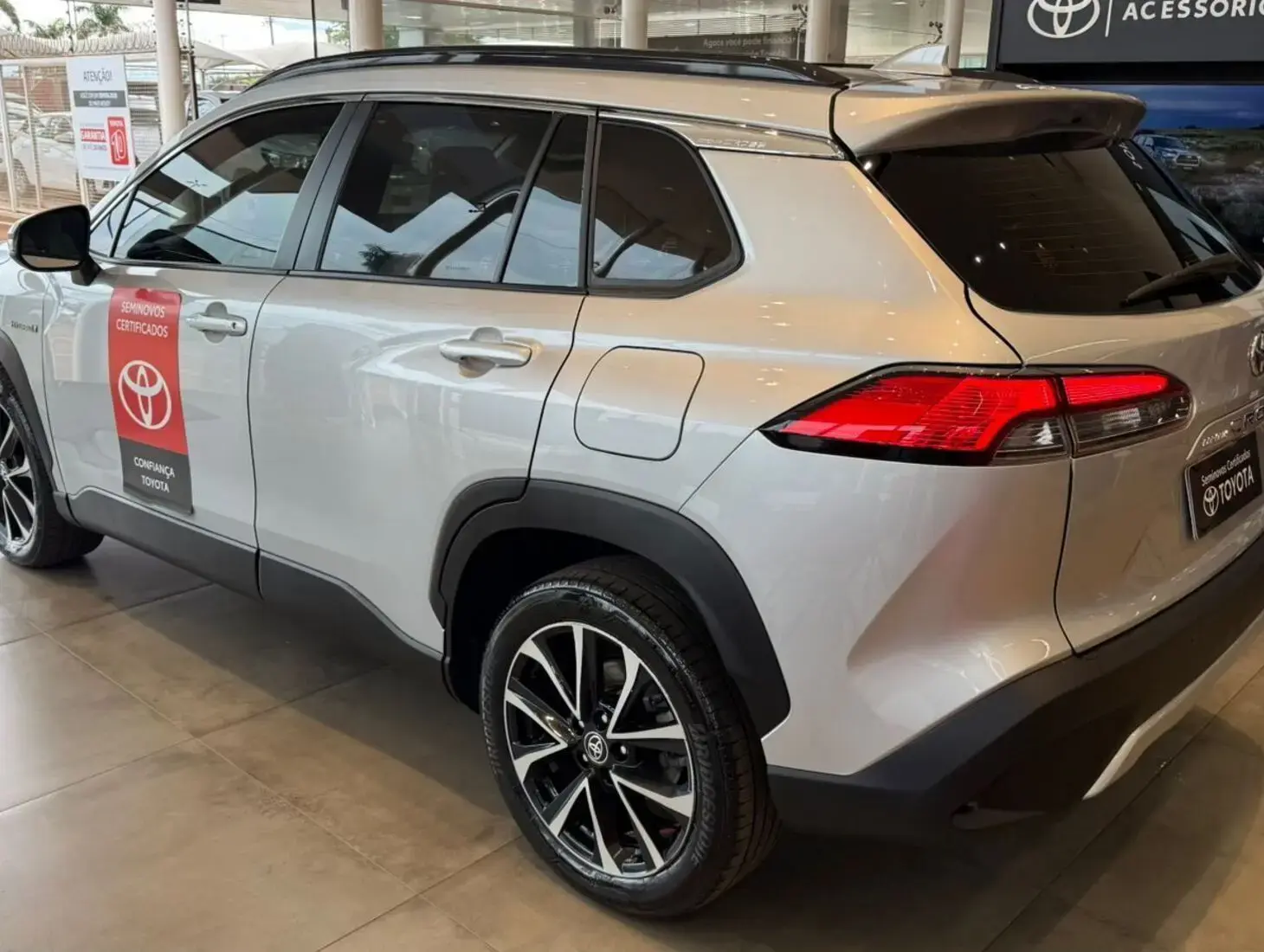 galeria COROLLA CROSS