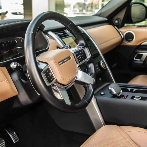 Land Rover Discovery R-Dynamic HSE 3.0 4x4 Die (Hib.)