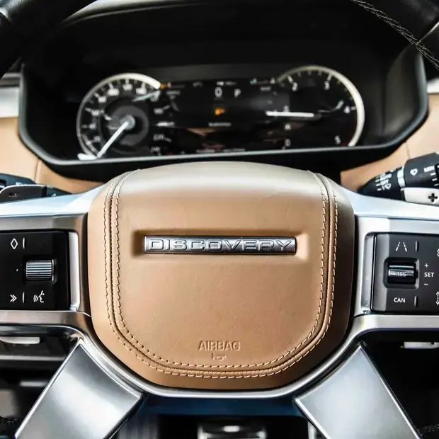 Land Rover Discovery R-Dynamic HSE 3.0 4x4 Die (Hib.)