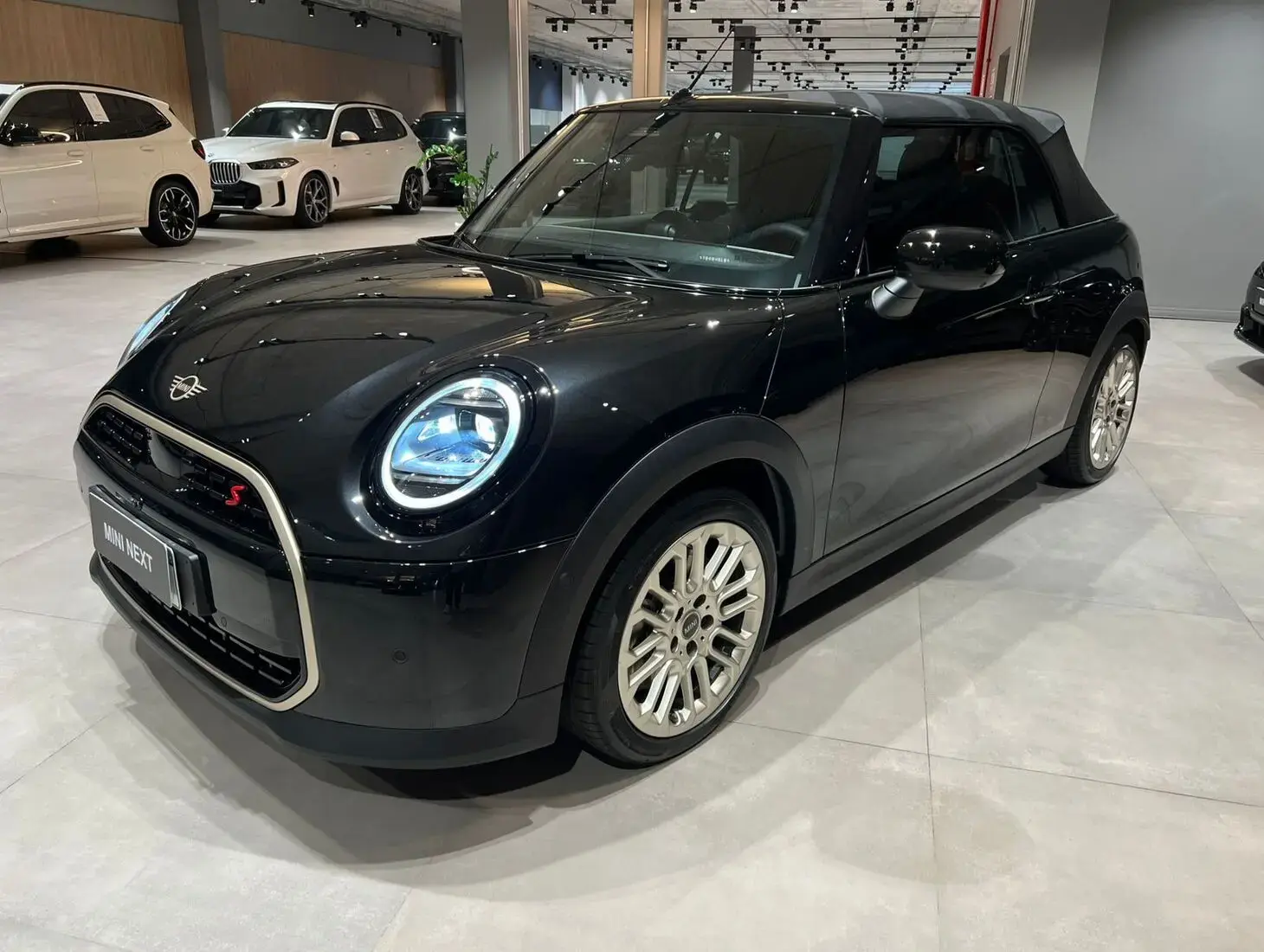 galeria Cooper Cabrio