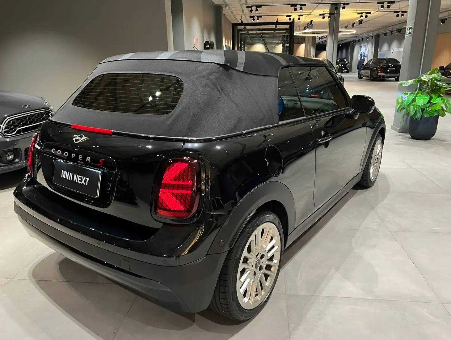 galeria Cooper Cabrio