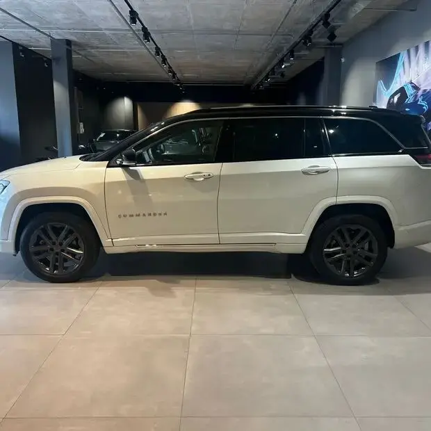 Jeep Commander Overland 2.0 Hurricane