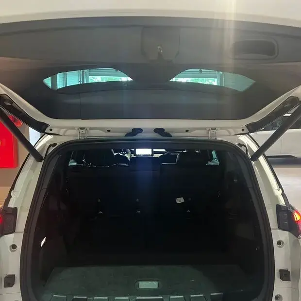 Jeep Commander Overland 2.0 Hurricane