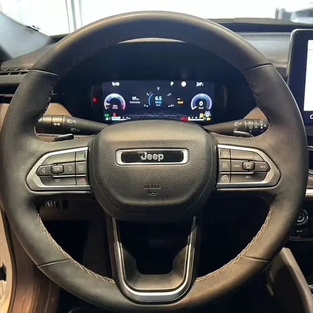 Jeep Commander Overland 2.0 Hurricane