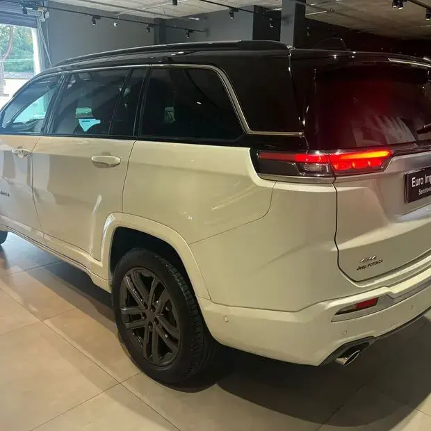 Jeep Commander Overland 2.0 Hurricane