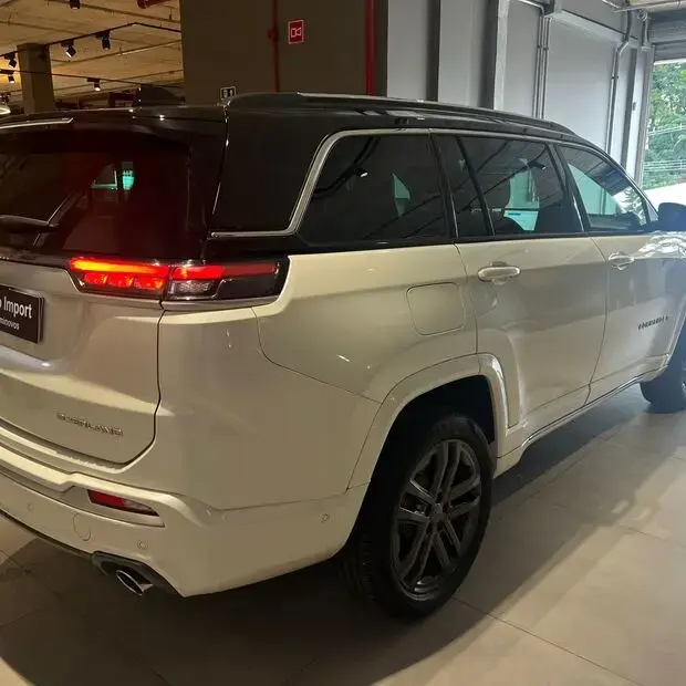 Jeep Commander Overland 2.0 Hurricane