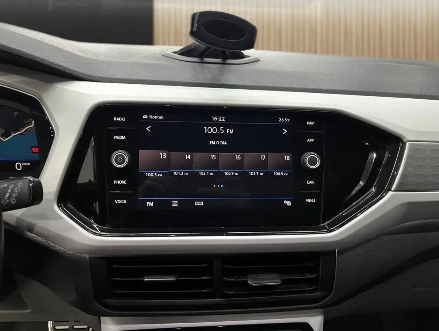 galeria T-Cross Hig. 250 TSI 1.4 Flex 16V 5p Aut