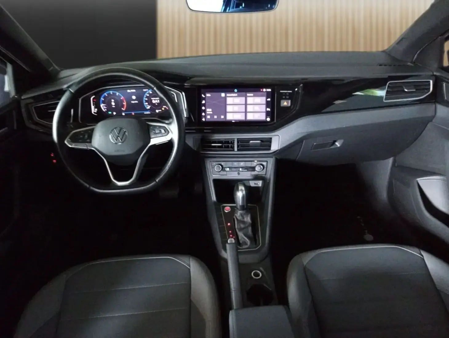 galeria Nivus Highline 1.0 200 TSI Flex Aut.