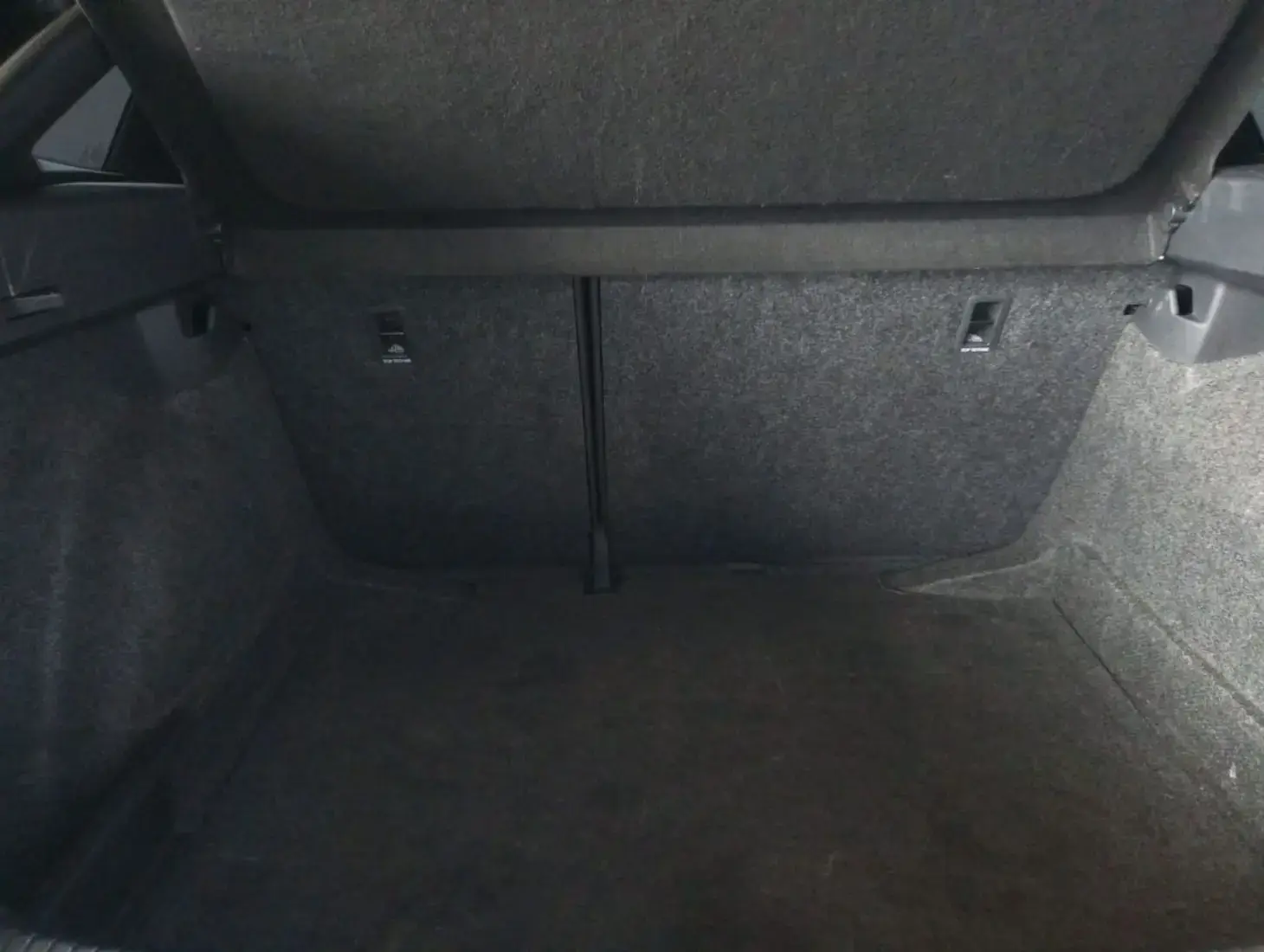 galeria Nivus Highline 1.0 200 TSI Flex Aut.