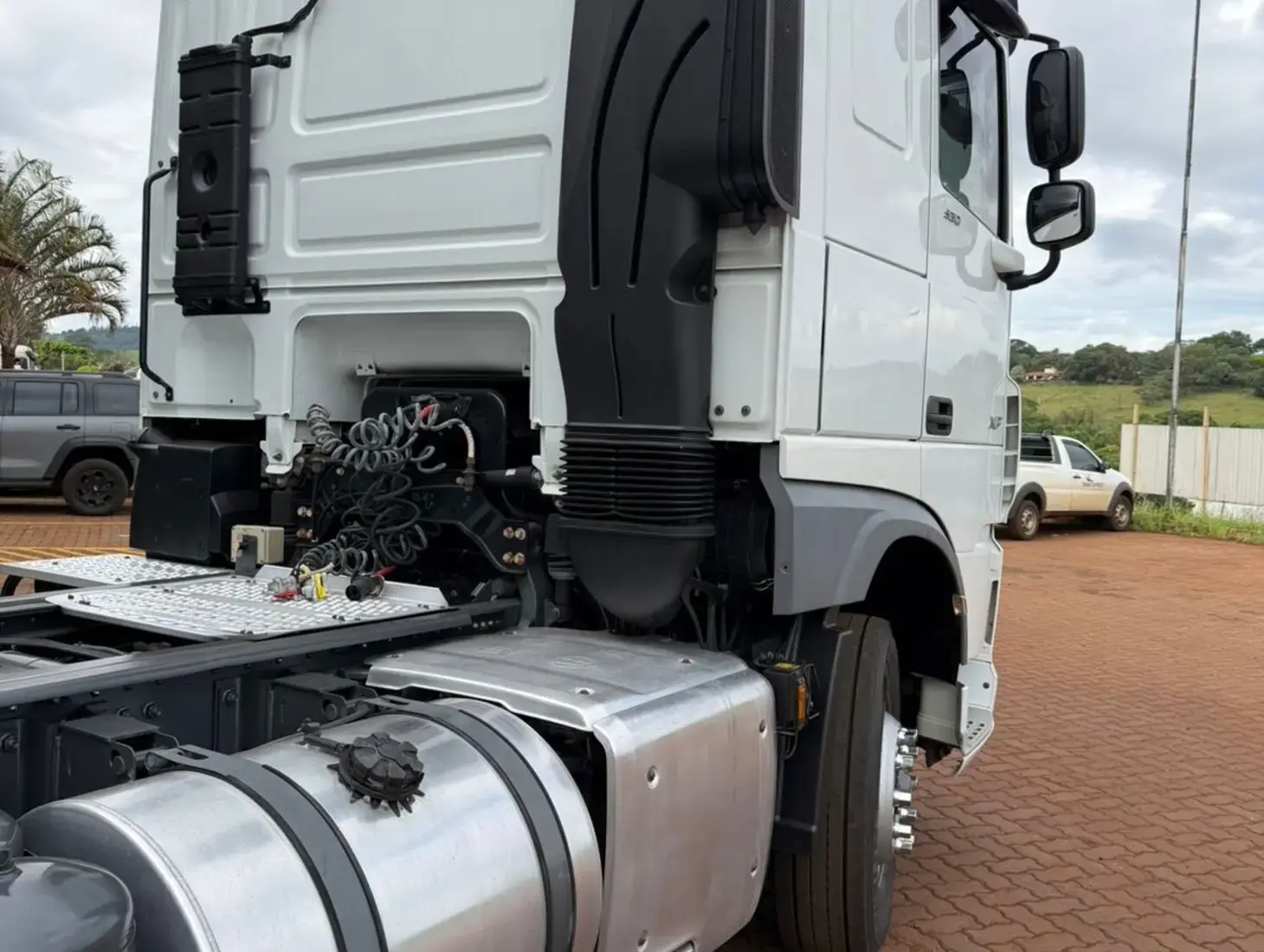 galeria DAF XF FTT 530 6X4