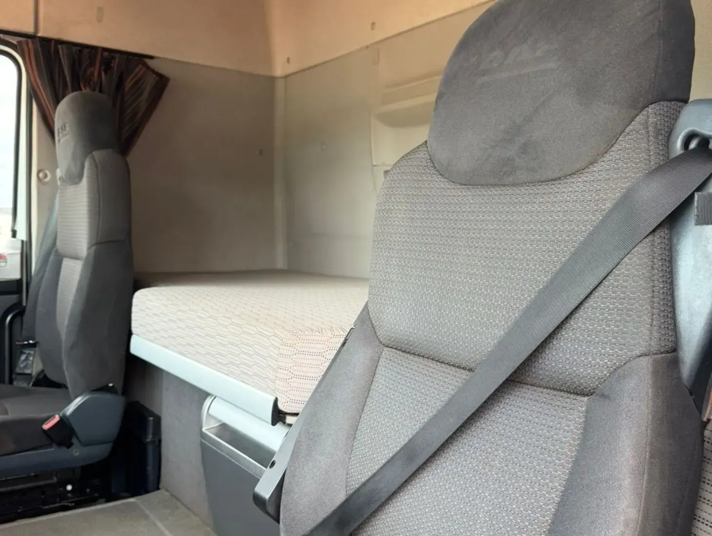 galeria DAF XF FTT 530 6X4