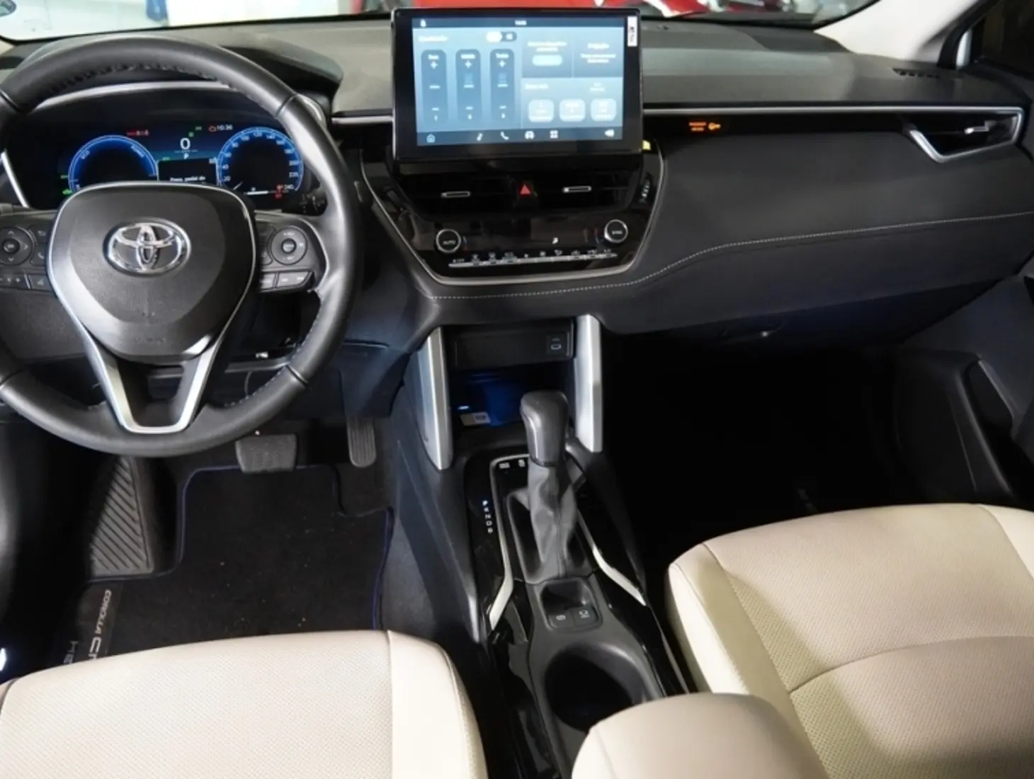 galeria COROLLA CROSS