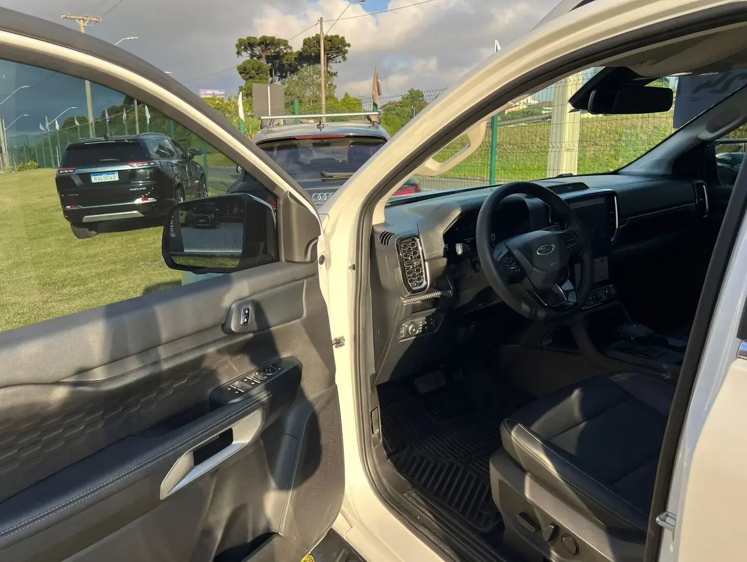 galeria Ranger Cabine Dupla