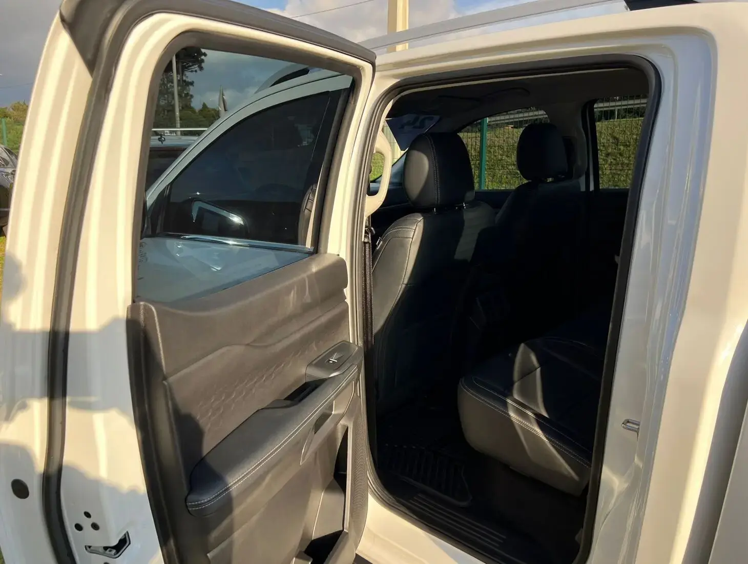 galeria Ranger Cabine Dupla