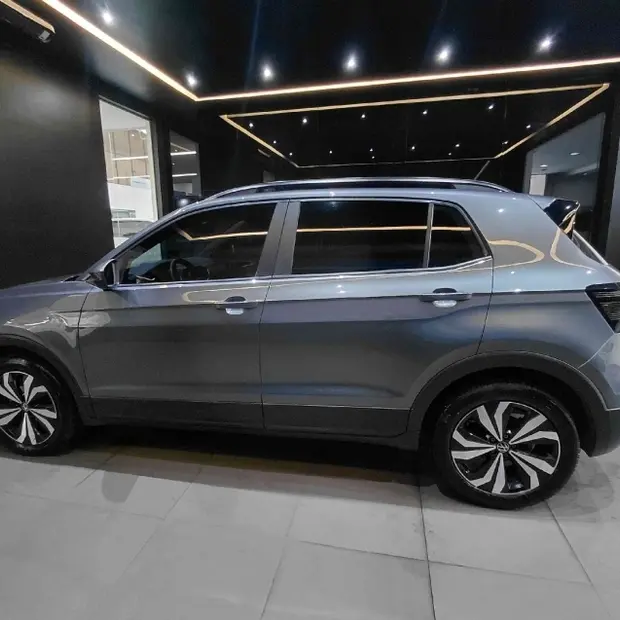 Volkswagen T-CROSS 1.0 200 TSI TOTAL FLEX AUTOMÁTICO