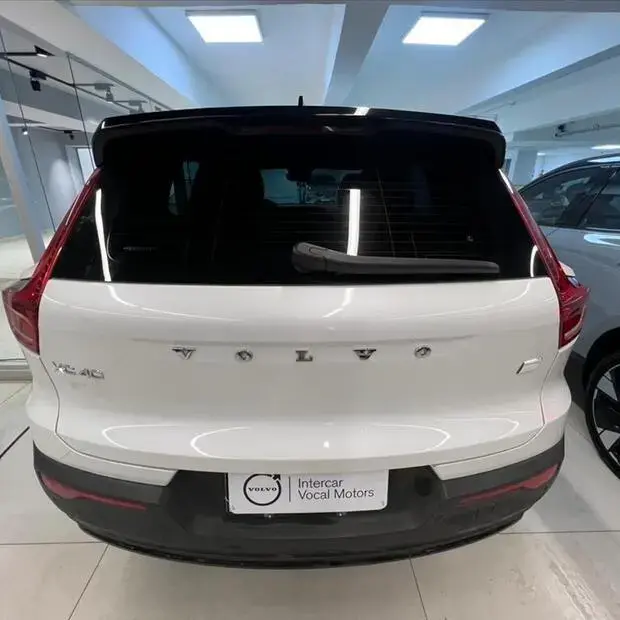 Volvo XC40 P6 RECHARGE ELECTRIC PLUS