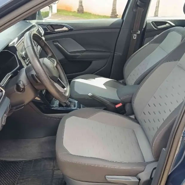 Volkswagen T-CROSS 1.0 200 TSI TOTAL FLEX COMFORTLINE AUTOMÁTICO