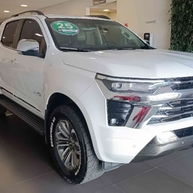 Chevrolet S10 2.8 16V TURBO DIESEL HIGH COUNTRY CD 4X4 AUTOMÁTICO