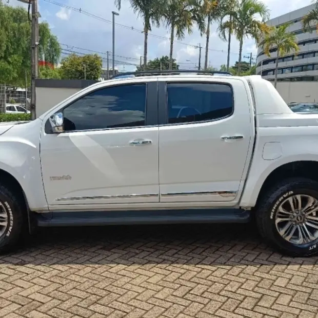 Chevrolet S10 2.8 16V TURBO DIESEL HIGH COUNTRY CD 4X4 AUTOMÁTICO