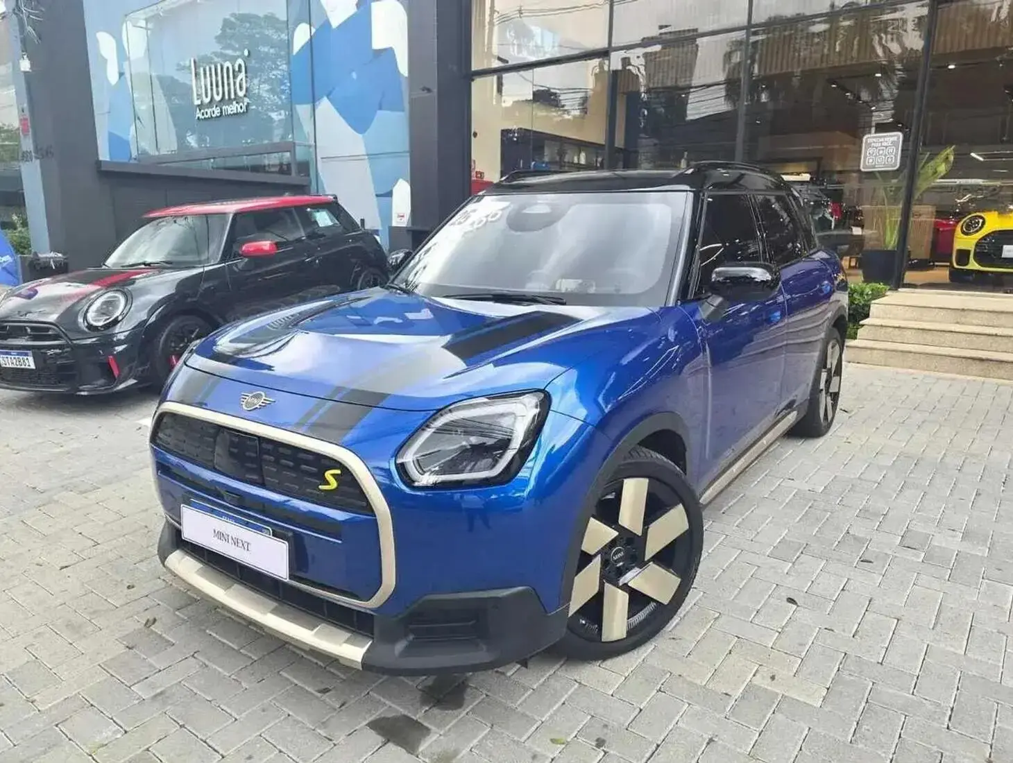 galeria Cooper Countryman