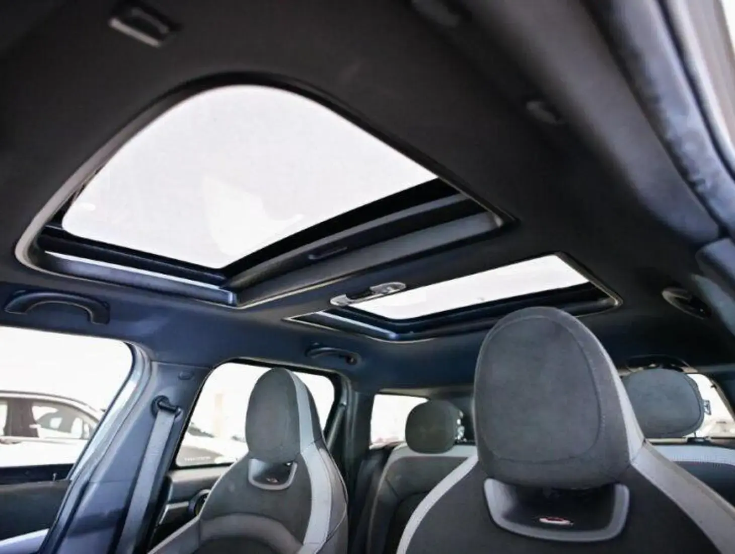 galeria Cooper Countryman