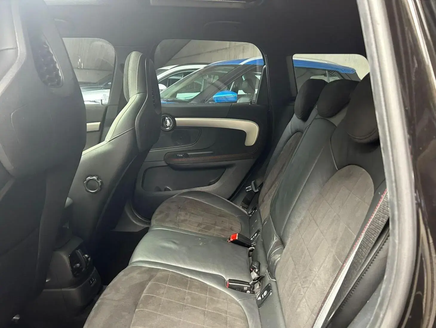 galeria Cooper Countryman