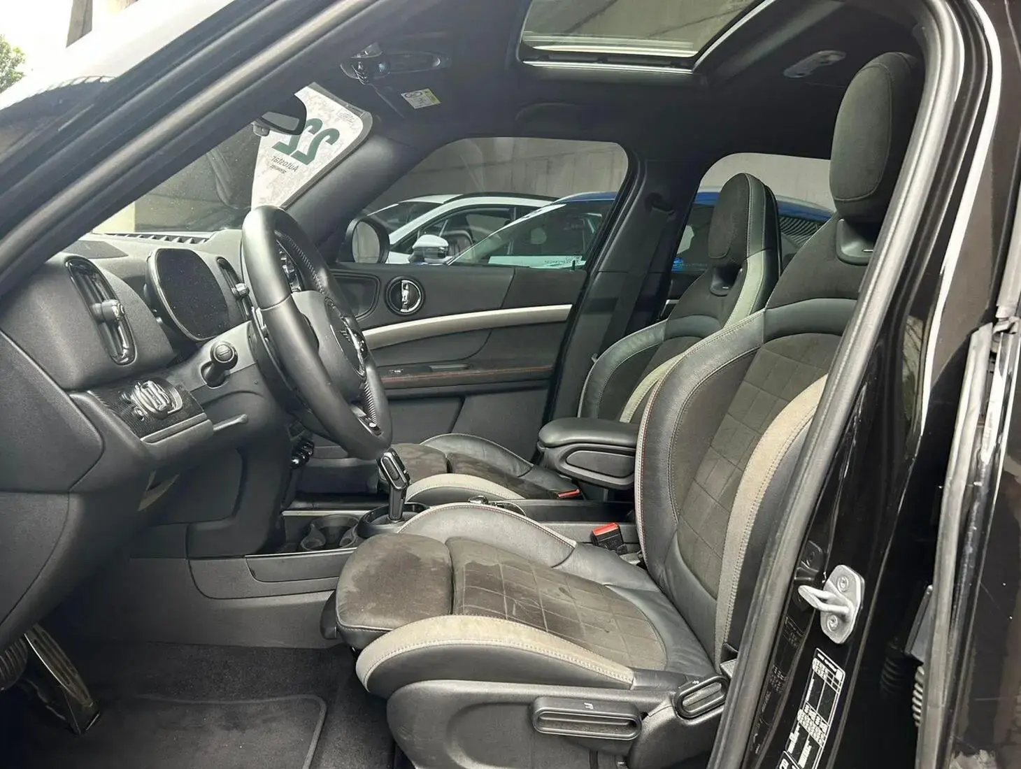 galeria Cooper Countryman